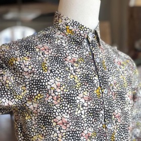 Camisa de hombre estampado...