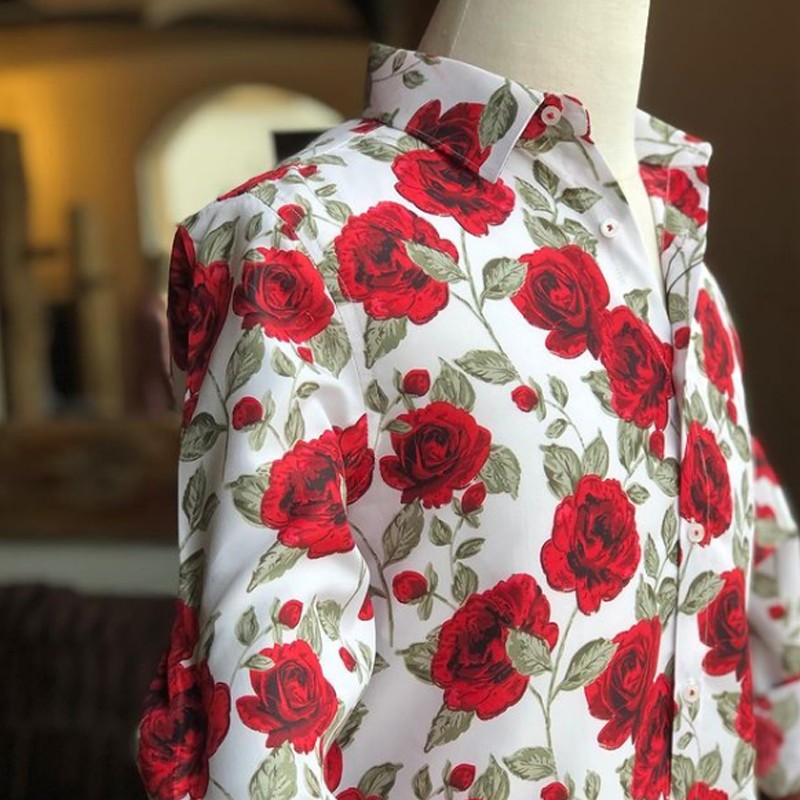 Camisa de hombre de impresión floral rosas | ABH Collection JÁVEA
