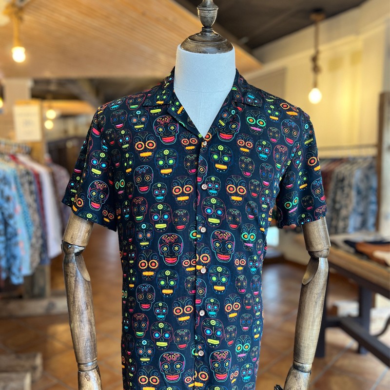Camisa de hombre de manga corta con estampado de calavera mexicana Camisa de hombre de manga corta con estampado de calavera mexicana